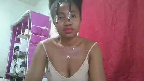 meraldaaaa online show from September 20, 4:13 am