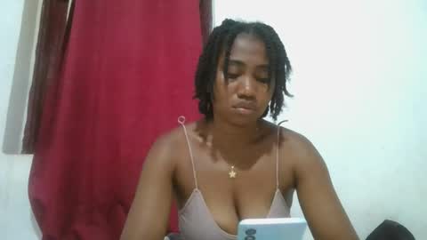 meraldaaaa online show from October 29, 5:53 am