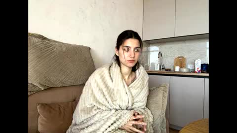 LEVA online show from April 28, 4:12 pm