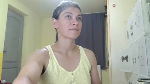 Snapshot of merciylove chatting on July 11, 5:37 pm Miss Helena online show from July 11, 5:37 pm