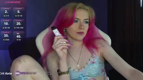 Snapshot of mercy_noirveil chatting on June 19, 5:28 pm Mercy online show from June 19, 5:28 pm