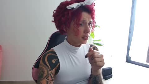 Miss Freckles online show from April 15, 12:23 pm