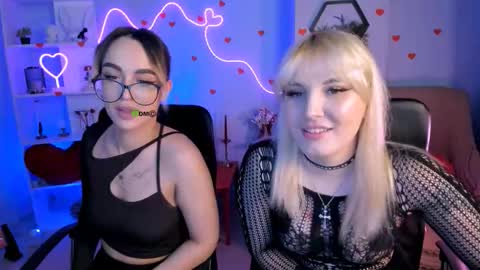 Snapshot of merida_colt chatting on February 19, 9:11 pm Merida online show from February 19, 9:11 pm