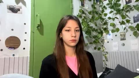 Jeny online show from September 19, 7:25 pm