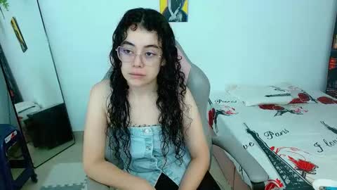 Liah online show from October 3, 1:41 pm