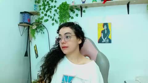 Liah online show from October 6, 1:41 pm