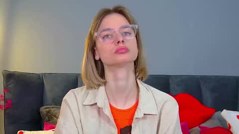 Snapshot of merlinmeyer chatting on March 1, 6:26 am Merlin online show from March 1, 6:26 am