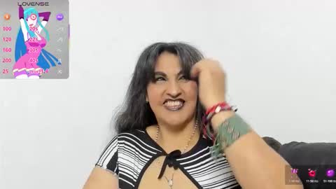 Snapshot of merlyna_goldens chatting on February 13, 1:34 am My next birthday is December 11th. online show from February 13, 1:34 am