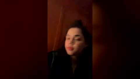 Snapshot of mermaidmoon548427 chatting on July 17, 11:17 am mermaidmoon548427 online show from July 17, 11:17 am