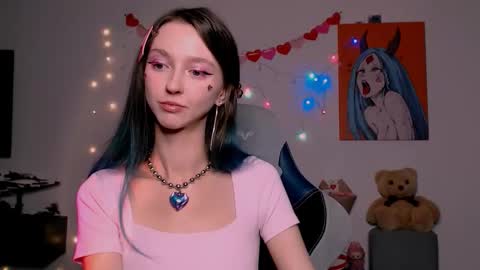 mermaidvibestides online show from February 15, 10:17 pm