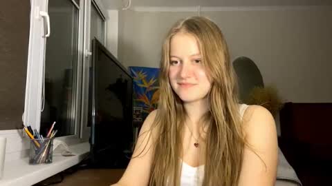 Snapshot of merrileebussey chatting on October 31, 4:52 pm merrileebussey online show from October 31, 4:52 pm