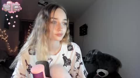 Sara online show from September 29, 4:12 pm