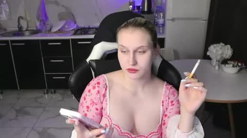 Snapshot of mertyxxx chatting on April 29, 9:21 pm Merty online show from April 29, 9:21 pm
