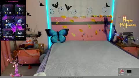 merymidnight online show from October 27, 6:39 am