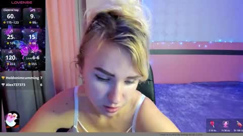 merymidnight online show from November 27, 7:21 am