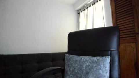 Snapshot of merysummer chatting on October 27, 9:19 pm Mery Summer online show from October 27, 9:19 pm