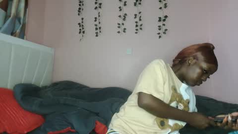 meggy and bree online show from April 13, 12:21 pm