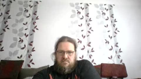 Snapshot of metallbuddy chatting on December 26, 10:05 am ask me online show from December 26, 10:05 am