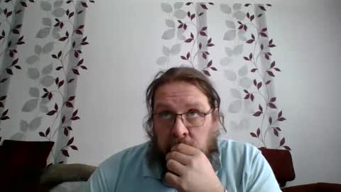 Snapshot of metallbuddy chatting on January 5, 10:10 am ask me online show from January 5, 10:10 am