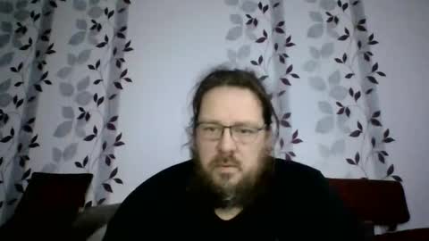 Snapshot of metallbuddy chatting on January 6, 7:31 am ask me online show from January 6, 7:31 am