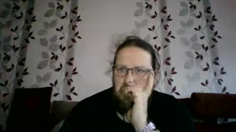 Snapshot of metallbuddy chatting on January 16, 7:28 am ask me online show from January 16, 7:28 am