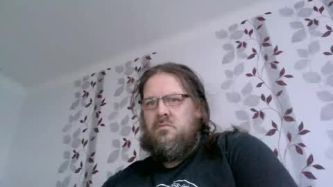 Snapshot of metallbuddy chatting on February 27, 6:40 am ask me online show from February 27, 6:40 am