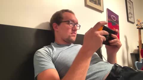 metallica92786 online show from October 21, 4:35 am