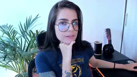 Meurif online show from October 31, 3:13 pm