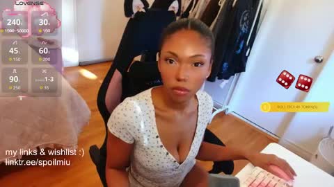 Snapshot of mew2wo chatting on June 4, 12:38 am mew2wo online show from June 4, 12:38 am