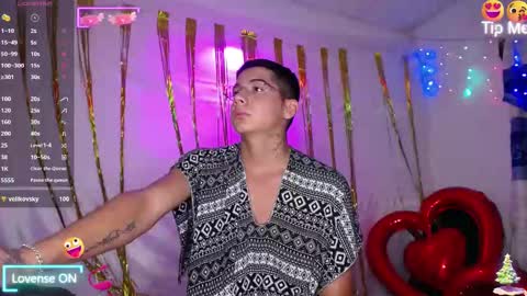 Snapshot of mexican_cum chatting on March 6, 9:25 am Jhon online show from March 6, 9:25 am
