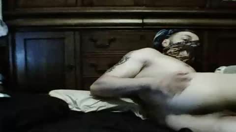 ZoeyYogaBoy online show from April 20, 7:44 am