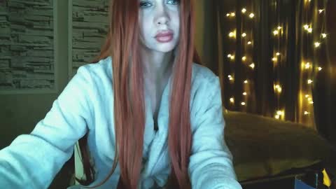 Snapshot of mezzalunaa chatting on March 4, 5:56 pm vollmond online show from March 4, 5:56 pm