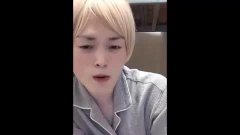 Snapshot of mgnhiroyuki chatting on June 4, 9:04 am mgnhiroyuki online show from June 4, 9:04 am