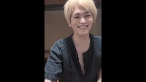 Snapshot of mgnhiroyuki chatting on June 26, 10:19 am mgnhiroyuki online show from June 26, 10:19 am