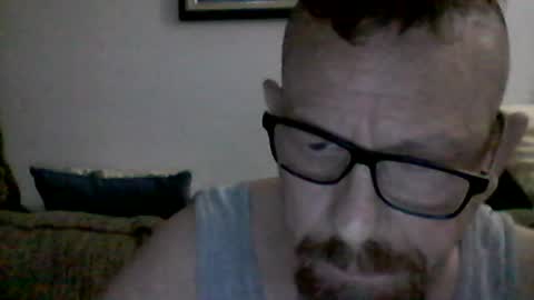 mhitch924 online show from June 19, 2:16 am