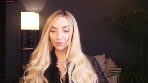 Snapshot of mi1a_ chatting on March 2, 2:58 am mi1a_ online show from March 2, 2:58 am