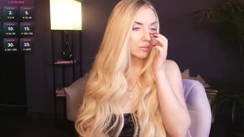 Snapshot of mi1a_ chatting on March 4, 3:01 am mi1a_ online show from March 4, 3:01 am