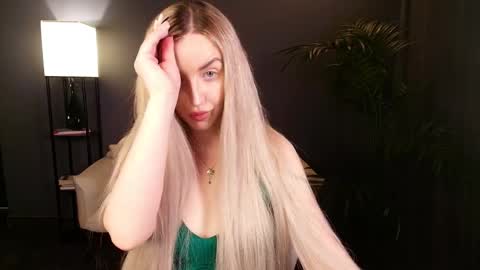 mi1a_ online show from April 5, 3:15 am