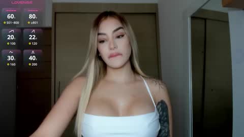 mi suk1 online show from October 25, 7:30 pm