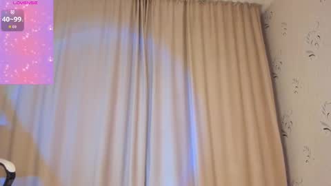 Anita online show from March 12, 7:06 pm