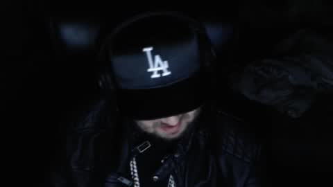 Snapshot of mi_vida21 chatting on November 7, 5:02 pm just ask online show from November 7, 5:02 pm