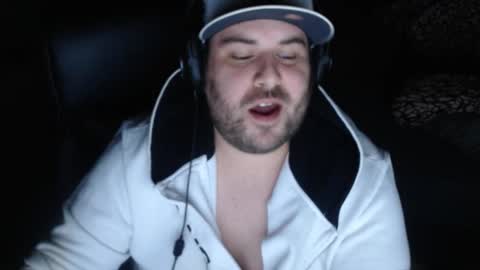 Snapshot of mi_vida21 chatting on January 16, 10:58 pm just ask online show from January 16, 10:58 pm