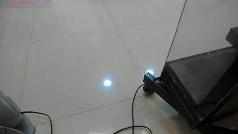 mia__bailey_ online show from April 17, 3:09 am