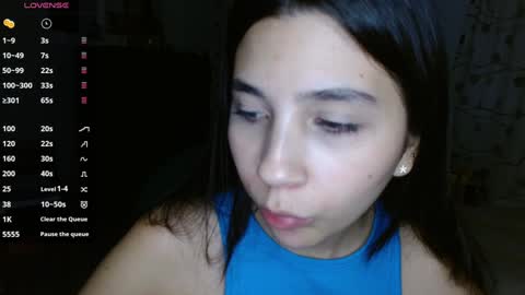 Mia online show from December 19, 4:13 am