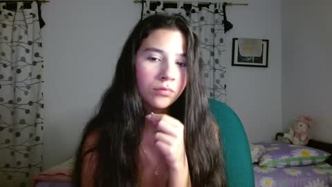 Mia online show from February 4, 11:16 pm