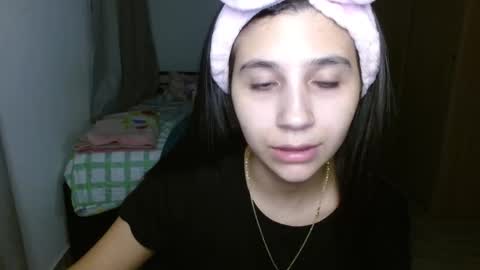 Mia online show from September 23, 5:32 am