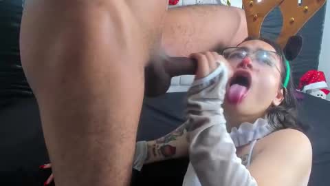 Dreams Couple online show from December 14, 7:46 pm