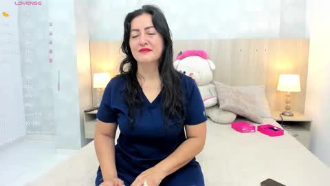 Snapshot of mia_aristizabal chatting on October 9, 11:19 am Mia Aristizabal online show from October 9, 11:19 am