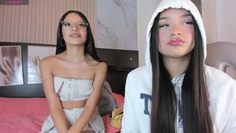 Mia online show from January 24, 1:36 pm