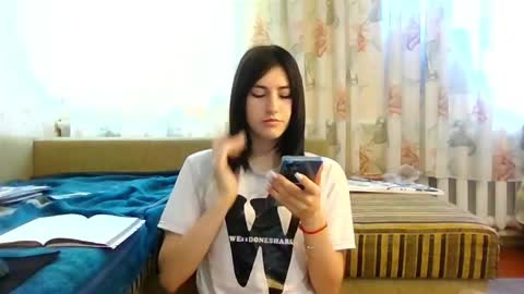 mia_beauti_live online show from June 3, 9:12 am